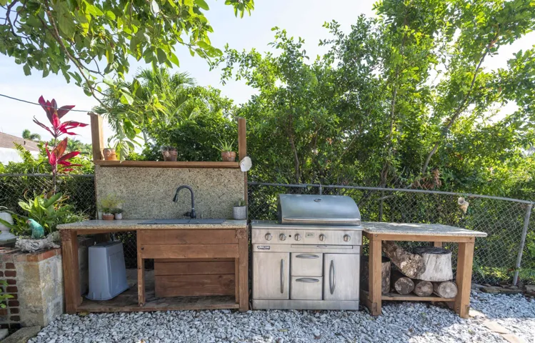 Grill area