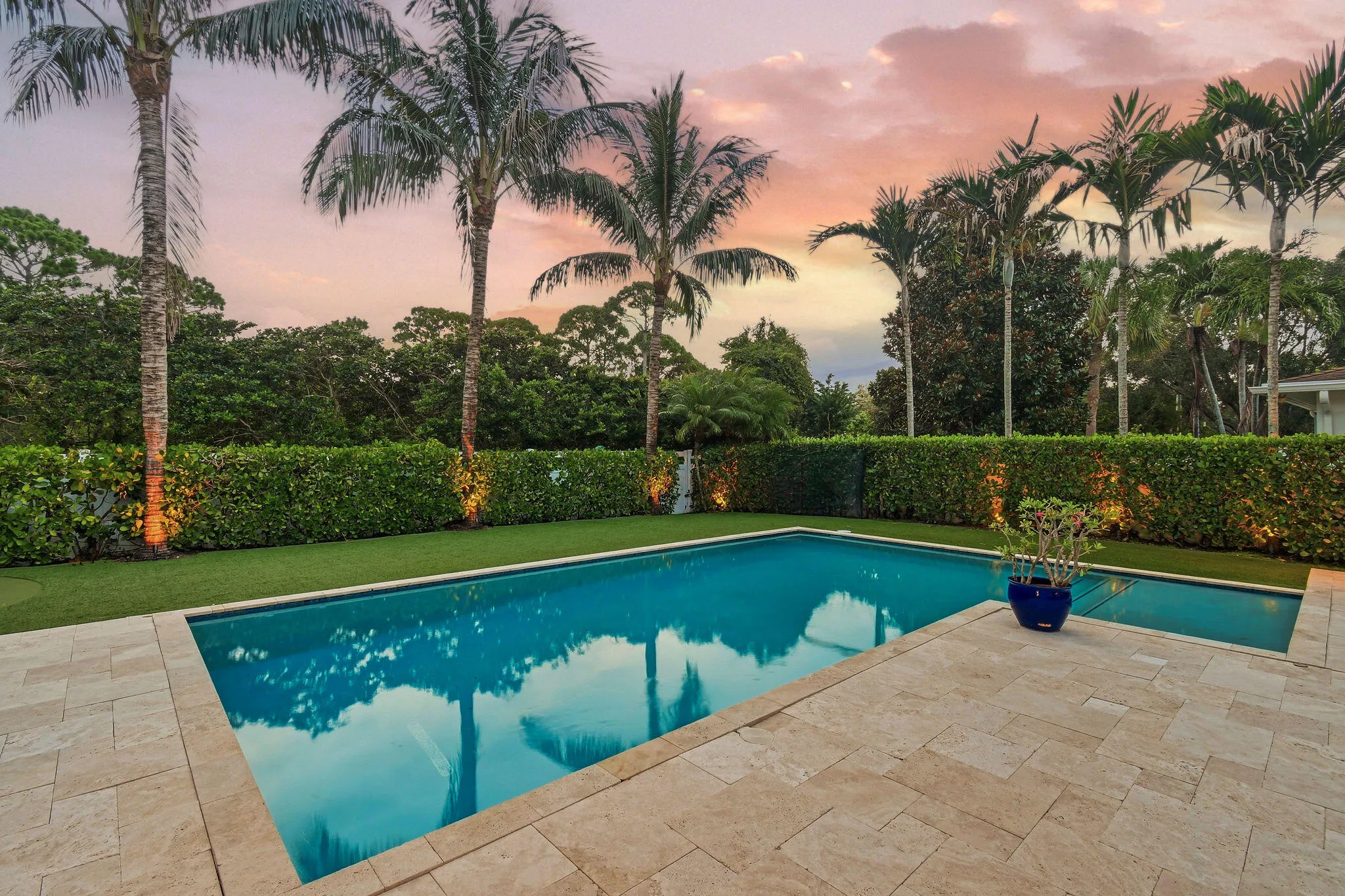 350CaravelleDr-Twilights(9)