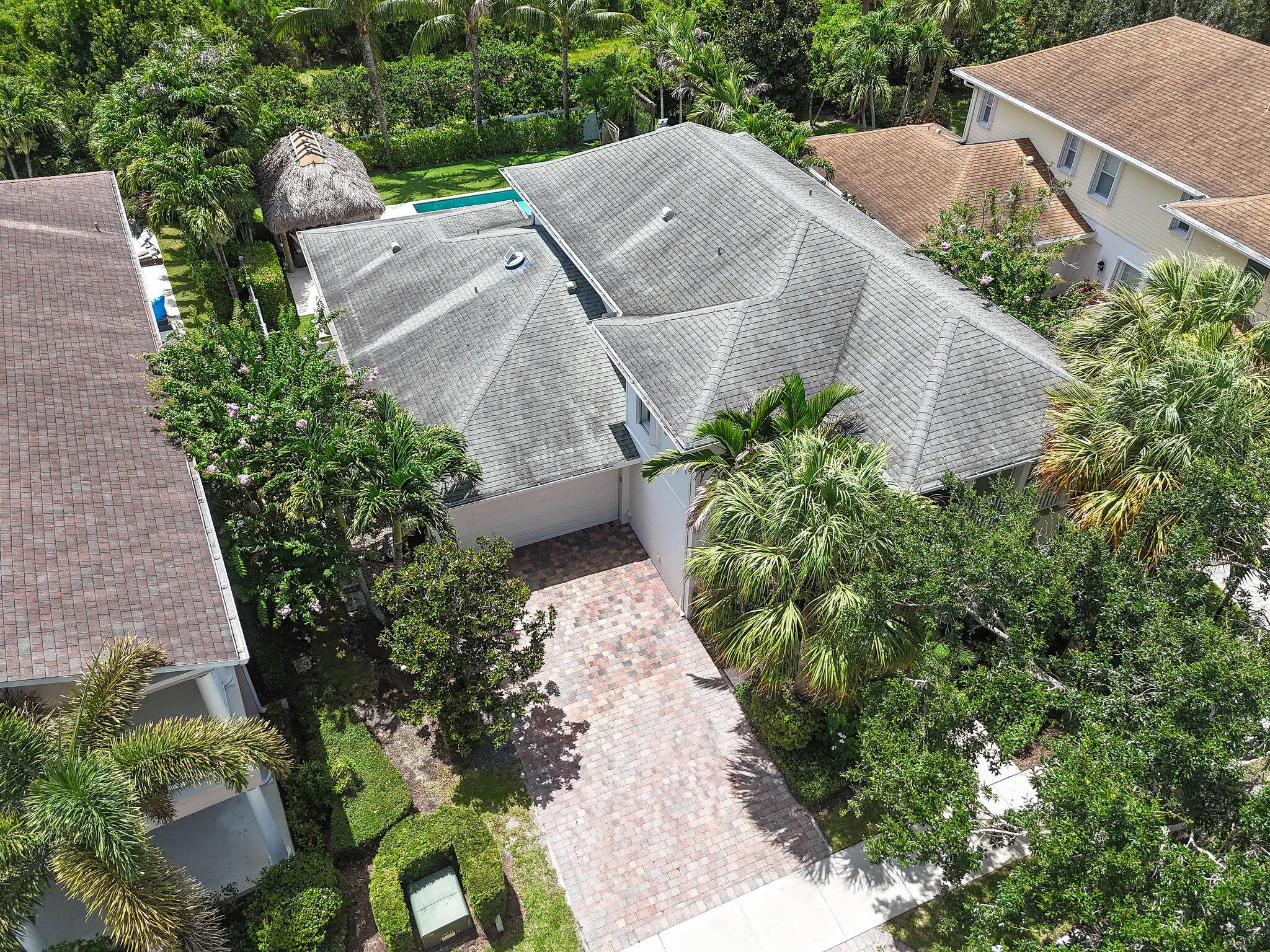 350CaravelleDriveAerials(11)