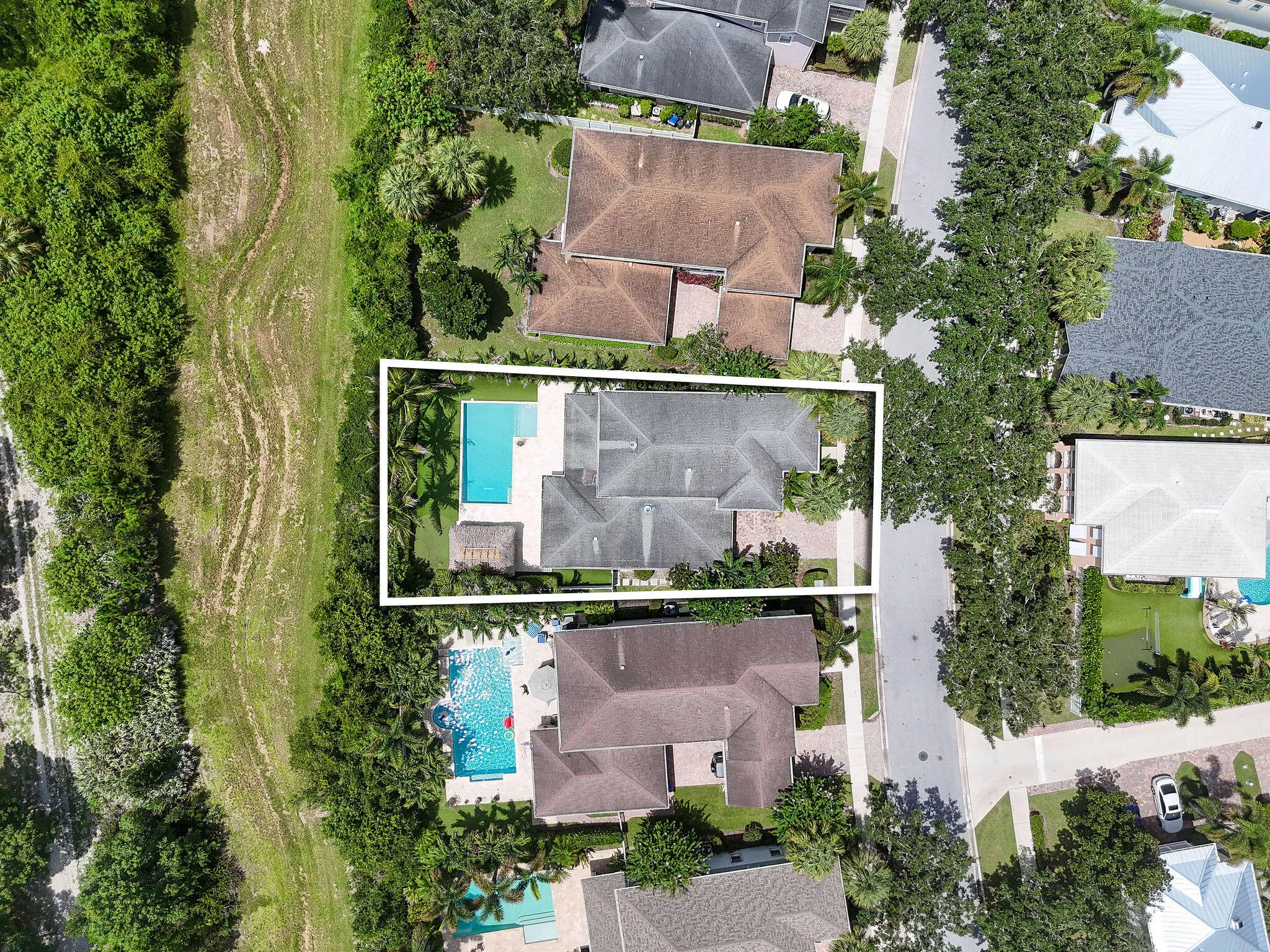 350CaravelleDriveAerials(25)a