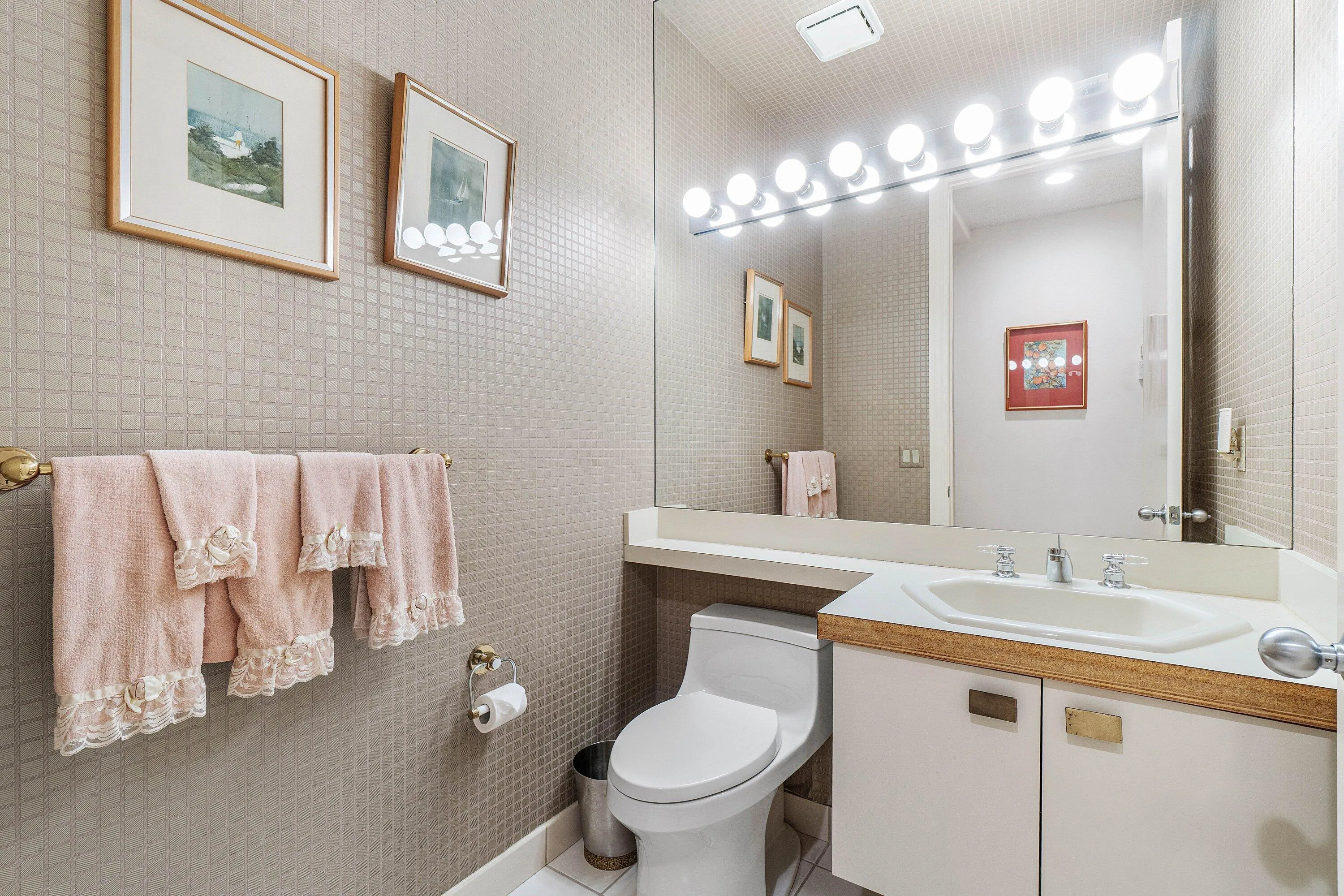 Powder Room