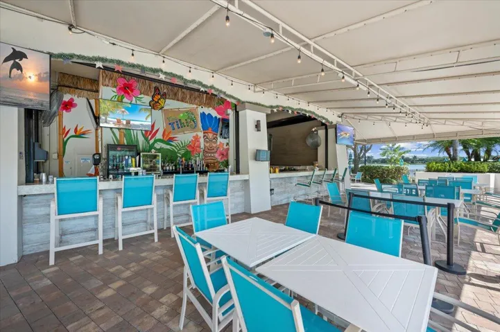 Community Clubhouse Bar:Restaurant 2