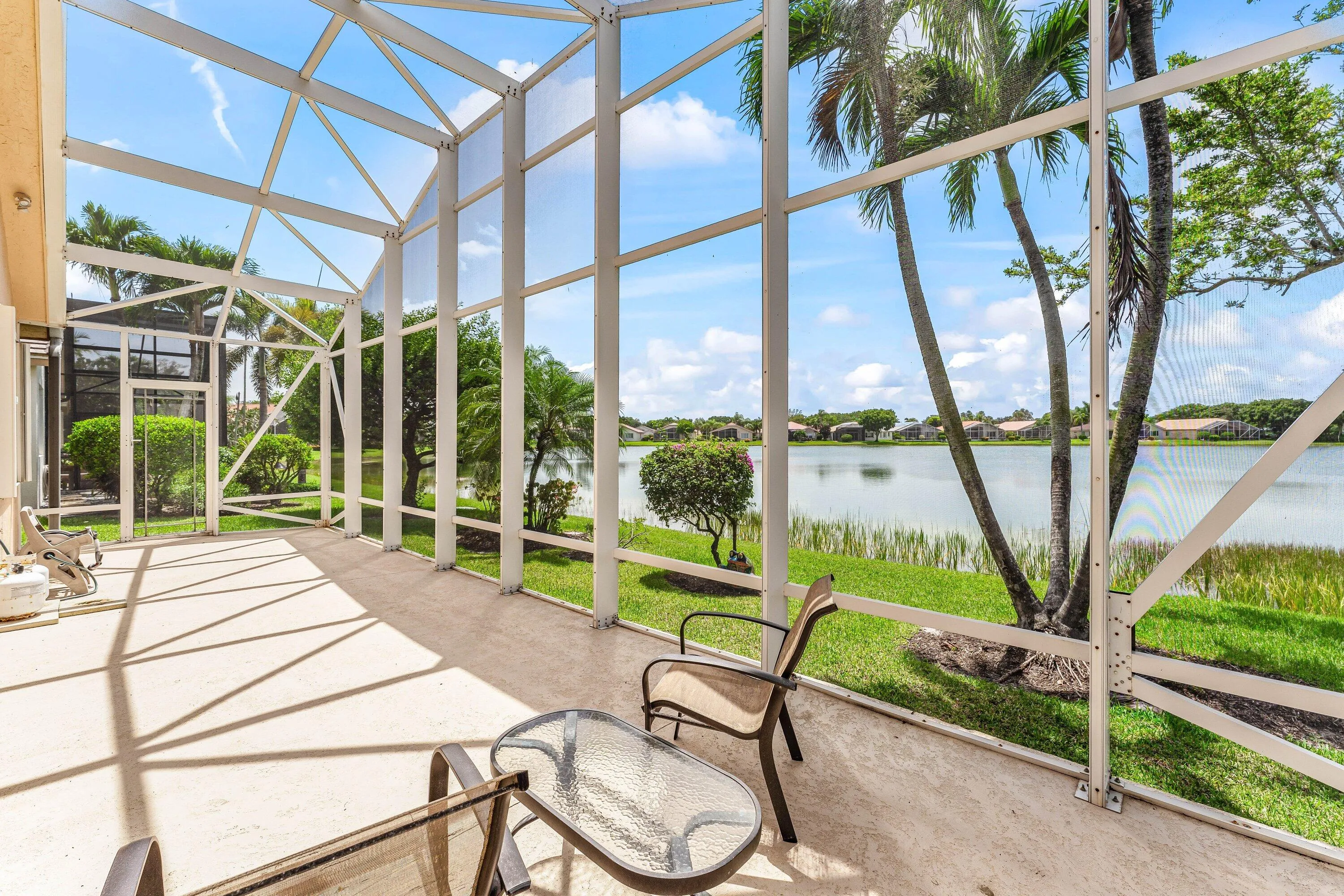 Screened Porch & Lake View