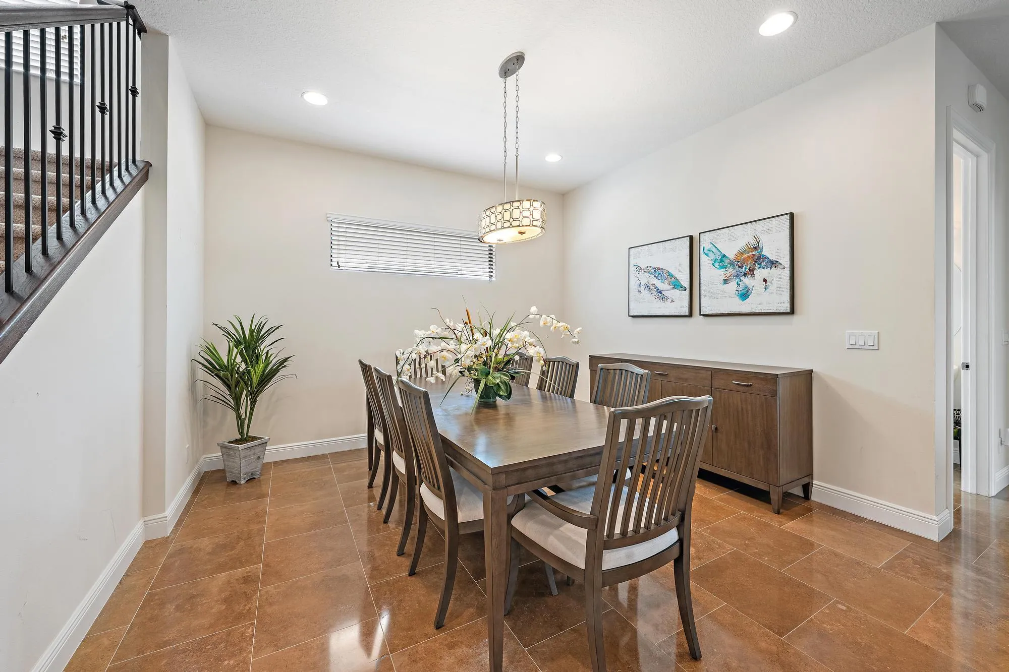 8023 Hobbes Wy-16