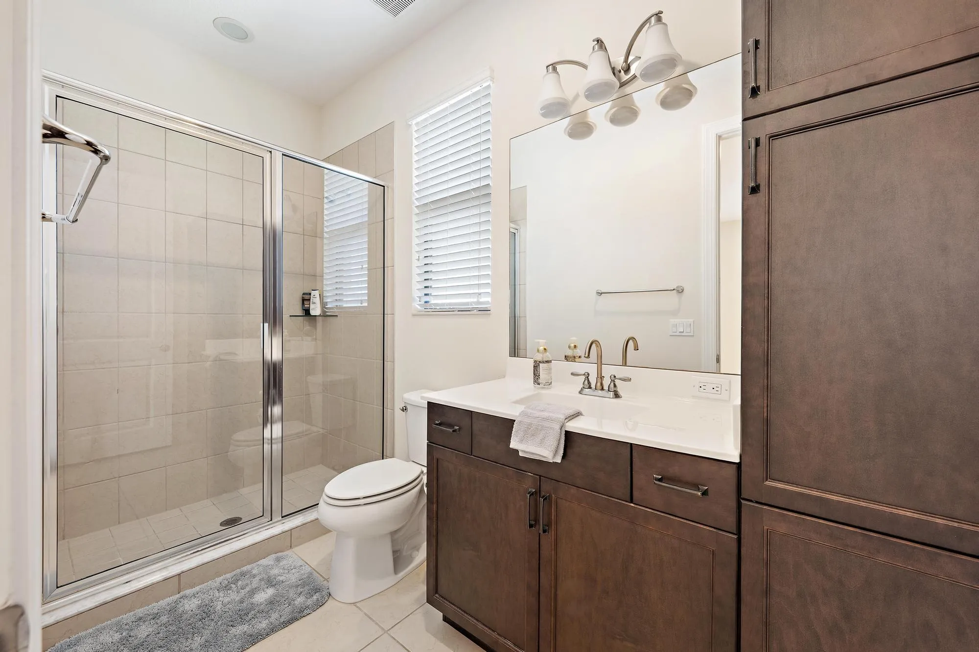 8023 Hobbes Wy-38