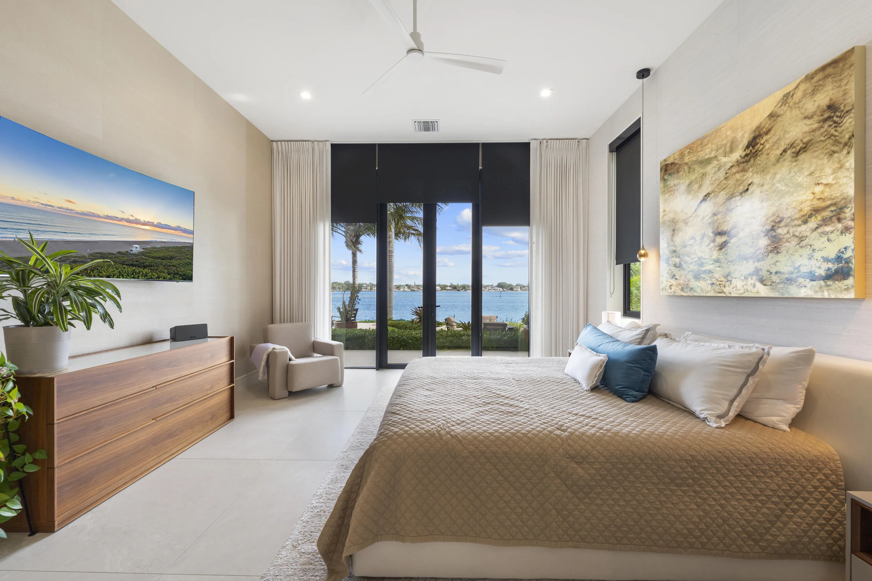 2nd bedroom or 2nd primary bedroom