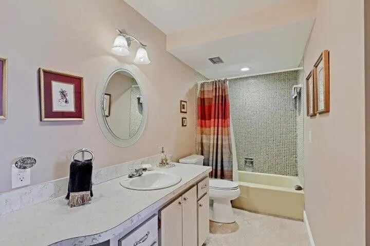 Master Bath2