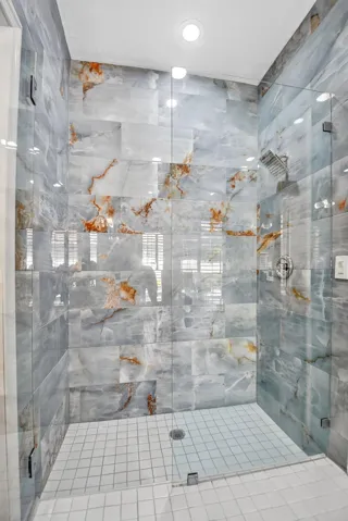 Jack & Jill Cabana Bathroom