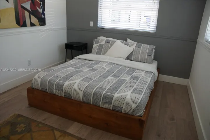 Photo 37