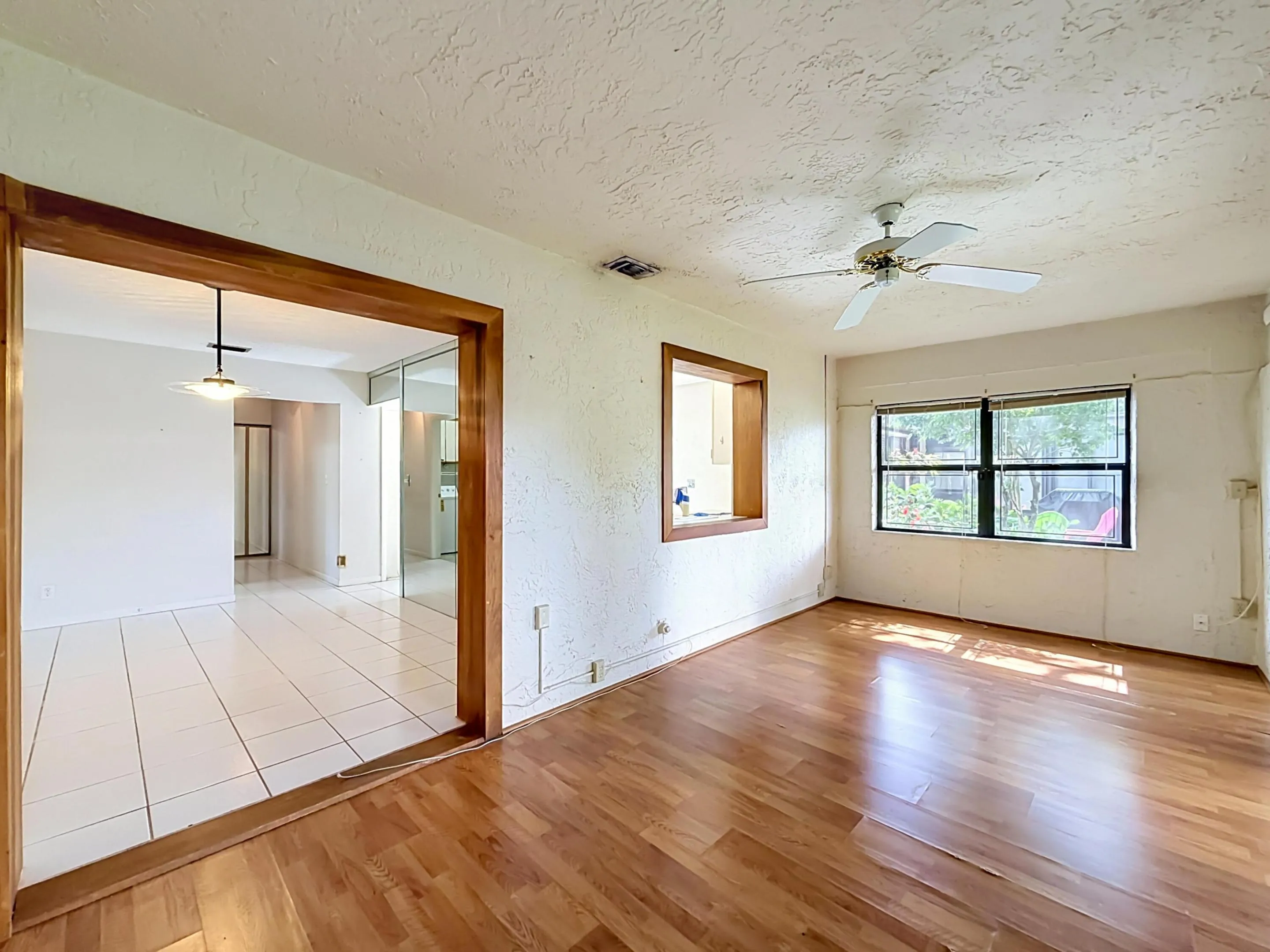 2208 Seagrape Circle-30