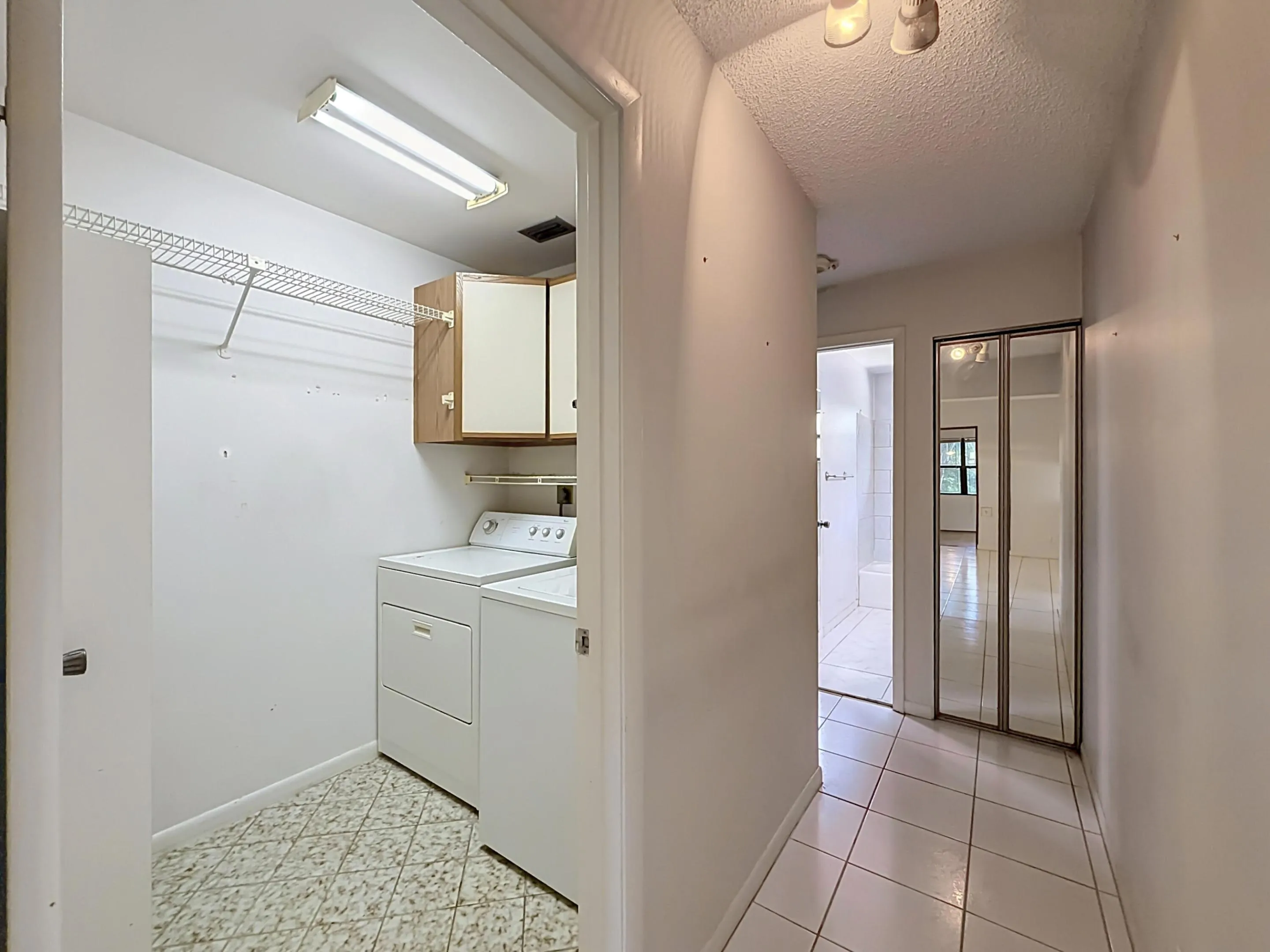 2208 Seagrape Circle-67