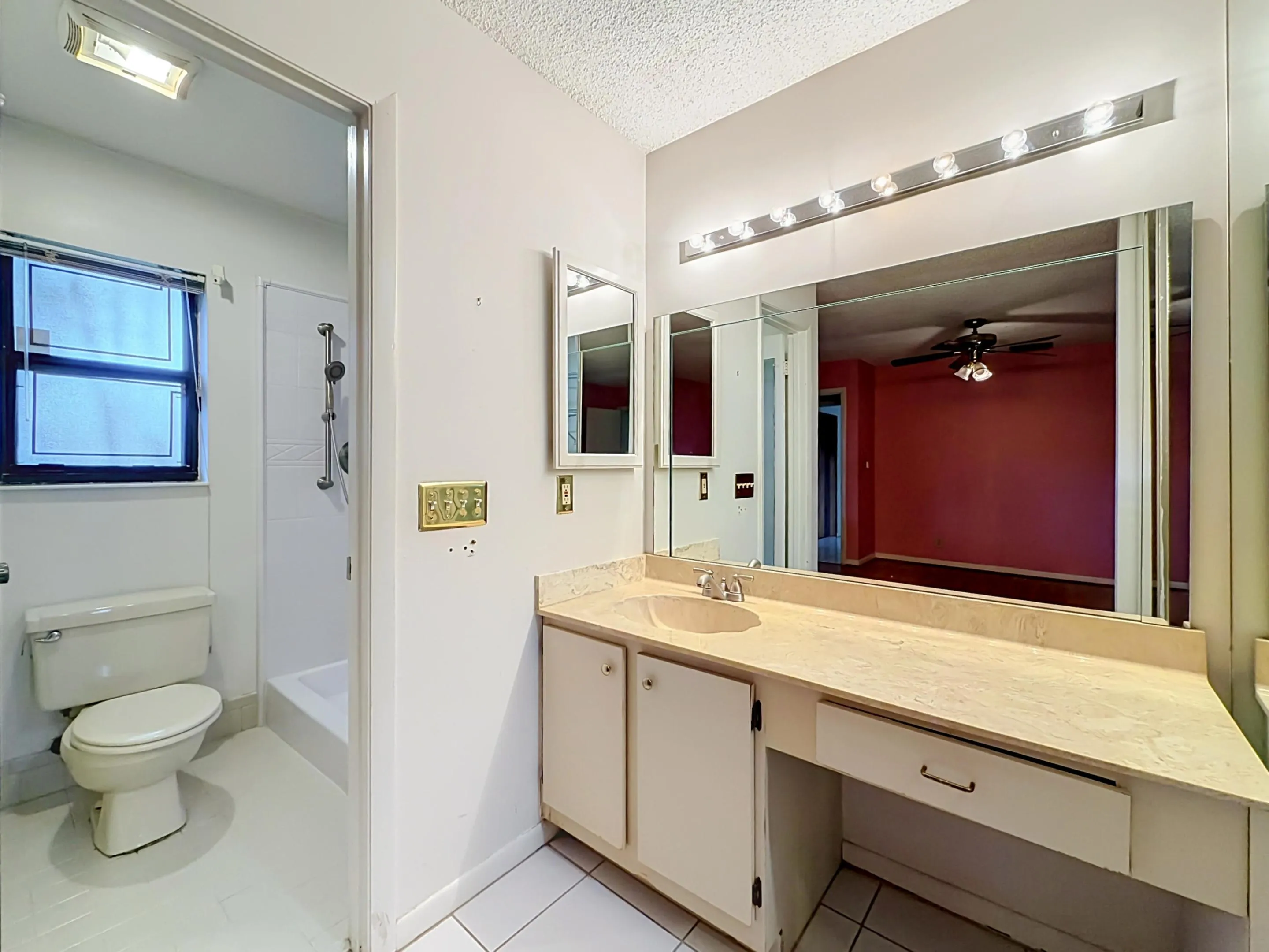 2208 Seagrape Circle-63