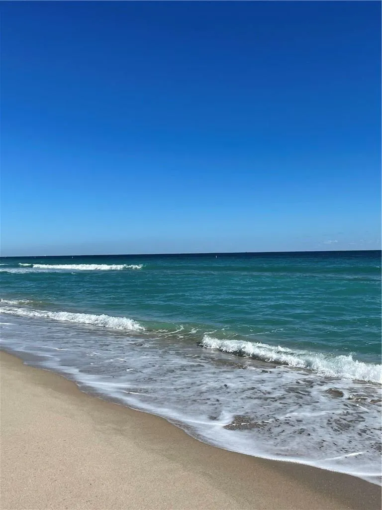 Come and walk at the beach!