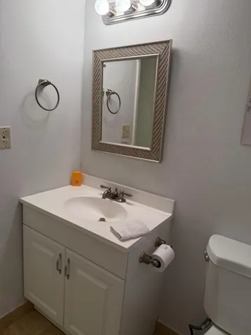 Guest Bathroom