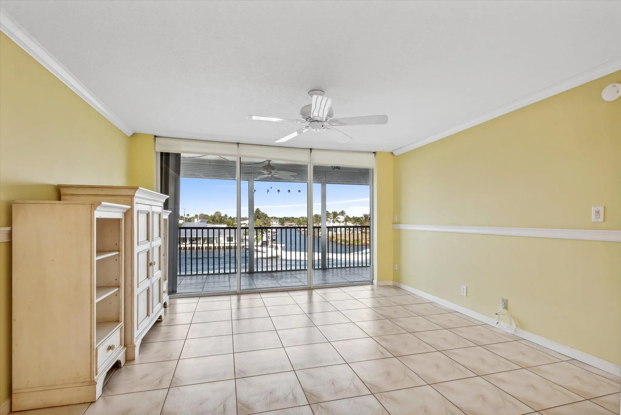 02-Kucharska-985 SE 19th Ave #303-2
