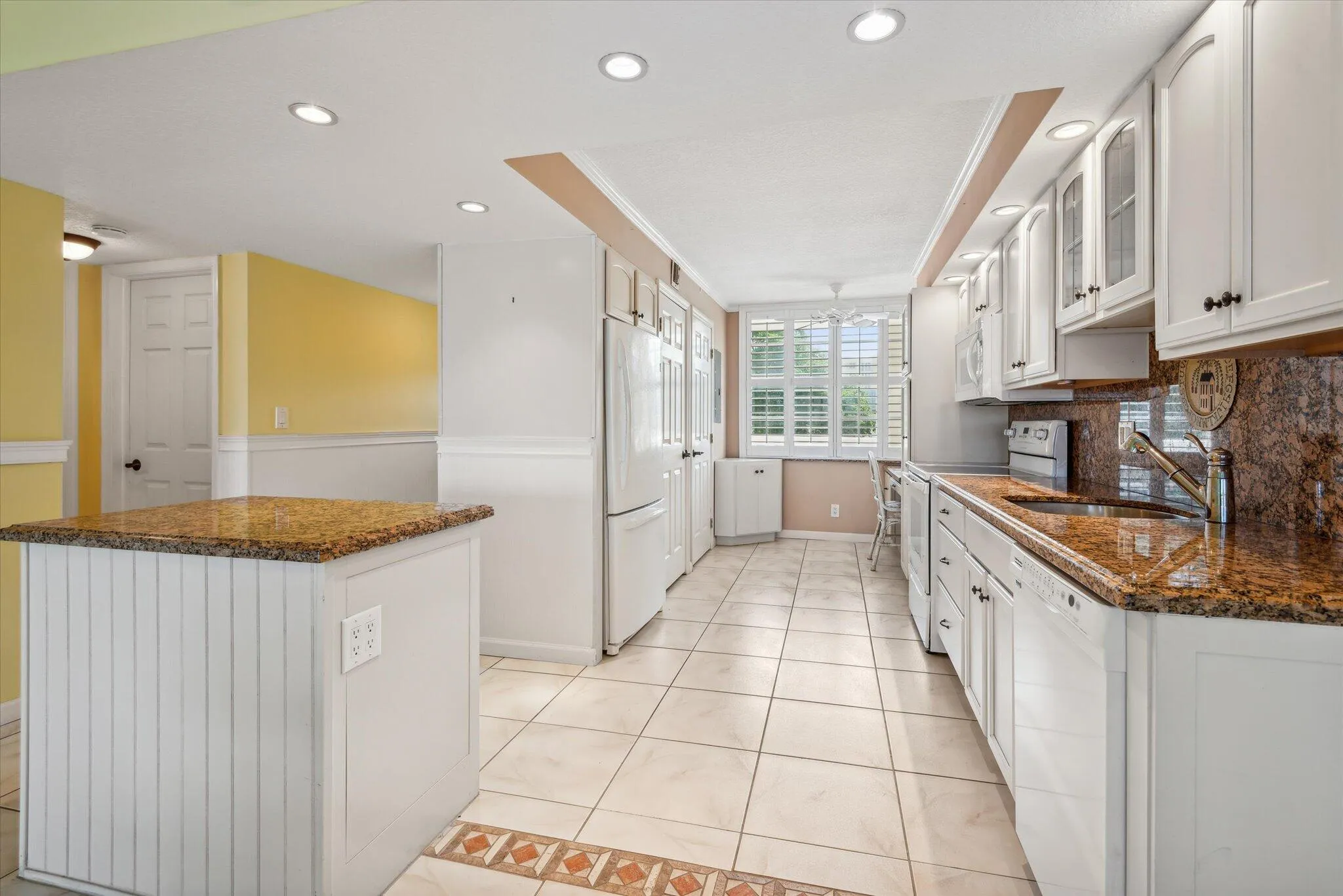 05-Kucharska-985 SE 19th Ave #303-5