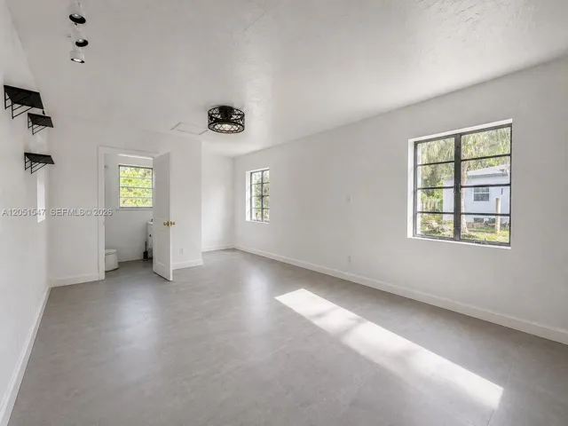 Guest house (studio)