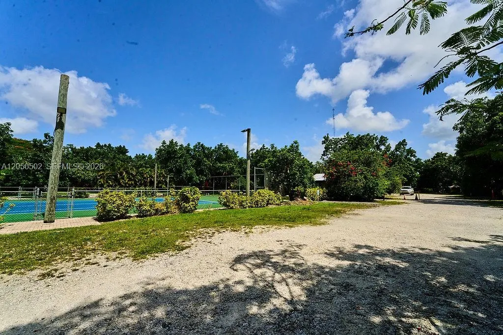 Property photo 30