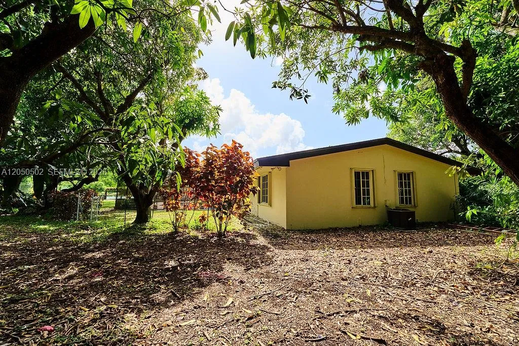 Property photo 38