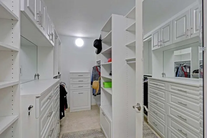 Owners Closet