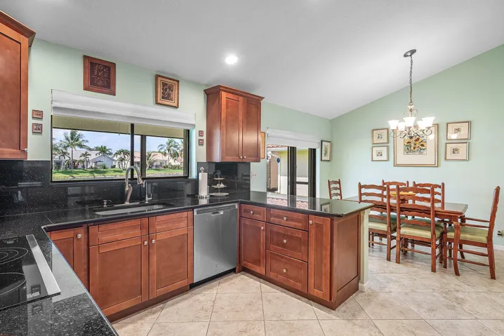 016-9295SunPointeDrive-BoyntonBeach-FL-3