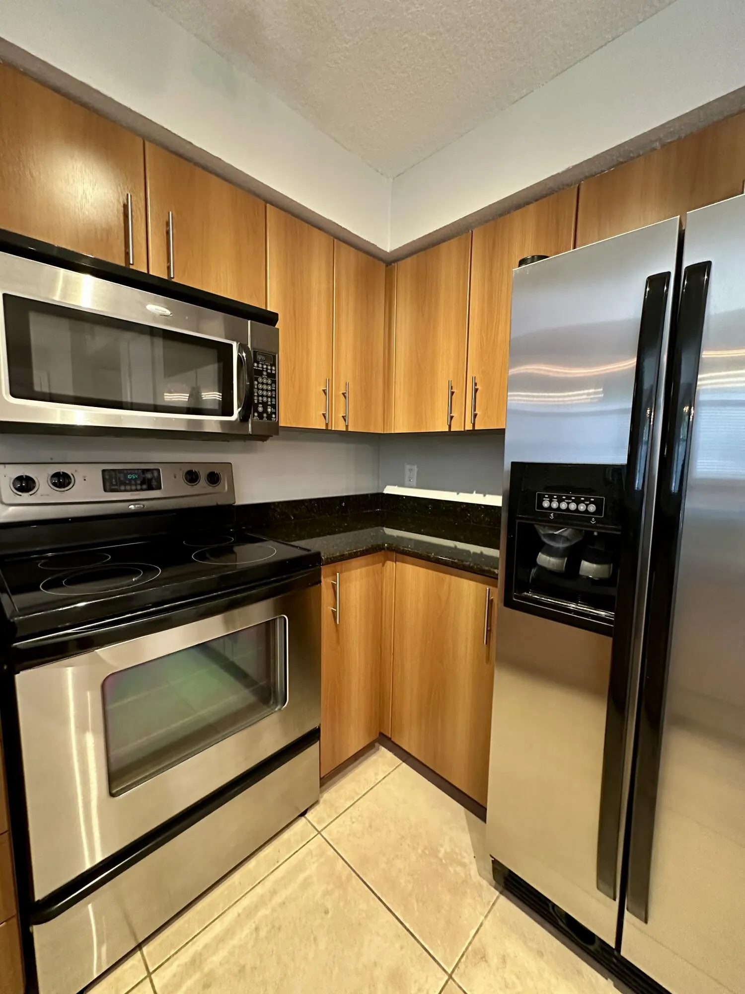 BahiaKitchen3