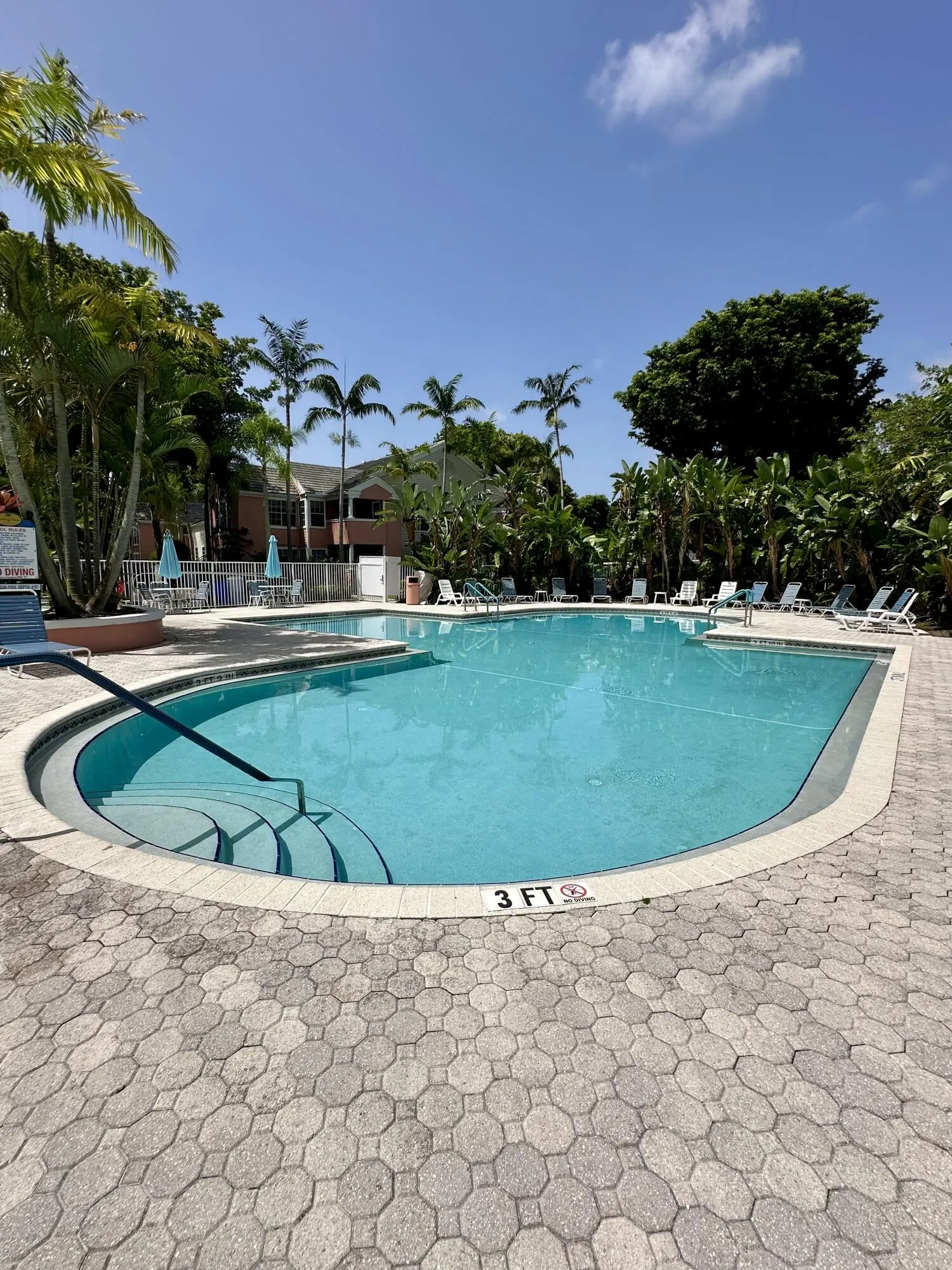 BahiaDelrayPool1