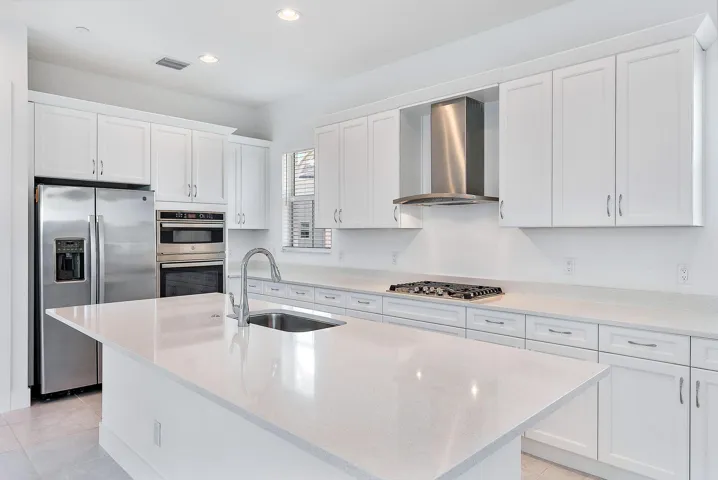 KITCHEN 3