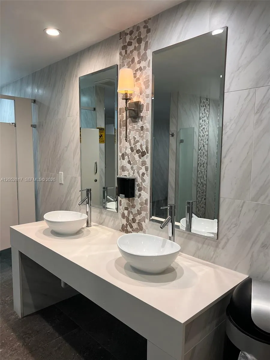 Pool Bathroom/Spa