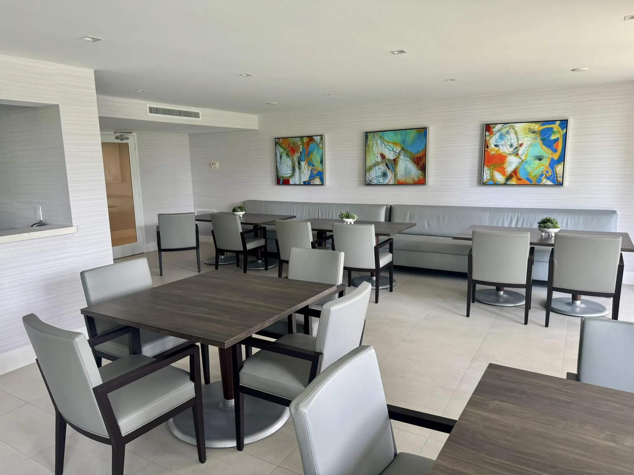 Club Room Pic 2