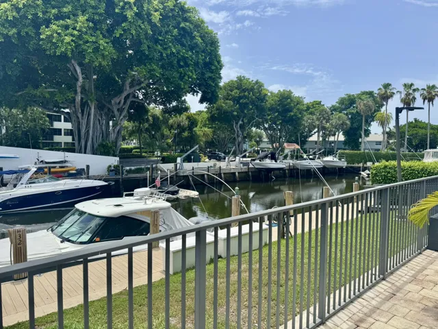 Docks