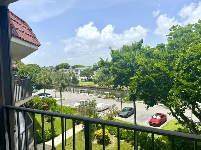 Large Balcony