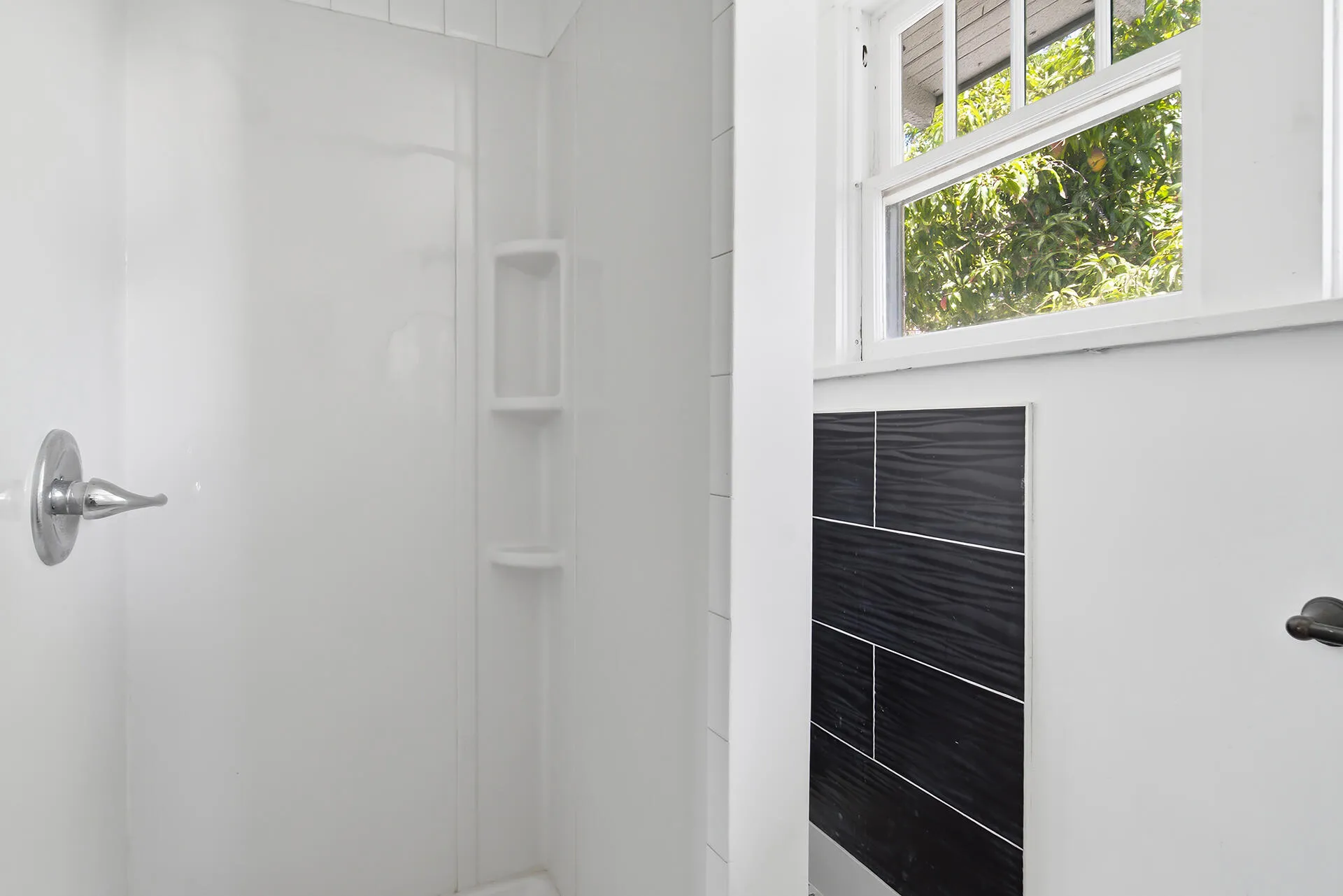2nd Floor Apartment Bathroom