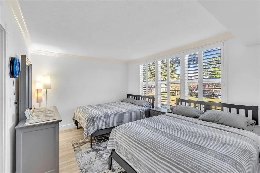 BEDROOM #2
