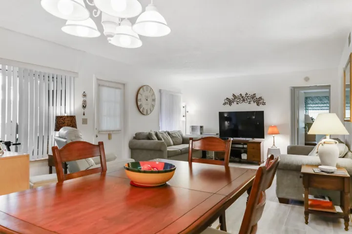 Over looking at dinning and living room from the corner of the dinning room.