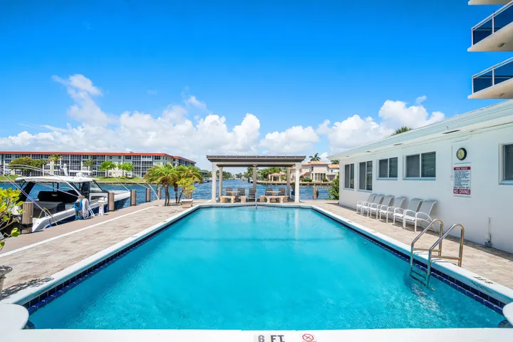 041-1160HillsboroMile-HillsboroBeach-FL-