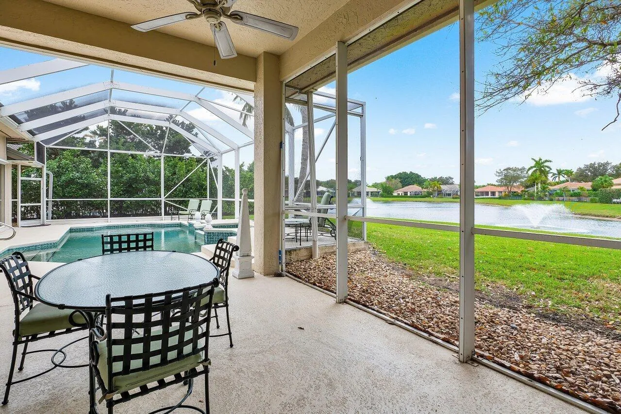 036-3BermudaLakeDrive-PalmBeachGardens-F