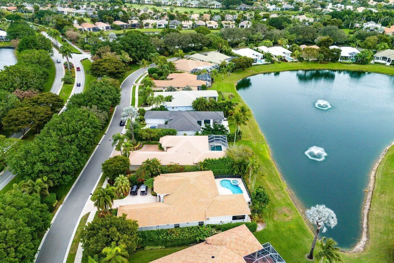 058-3BermudaLakeDrive-PalmBeachGardens-F