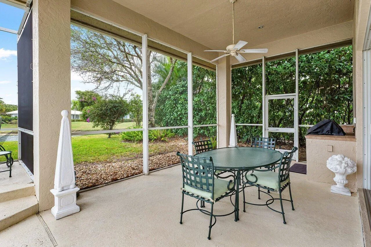 035-3BermudaLakeDrive-PalmBeachGardens-F