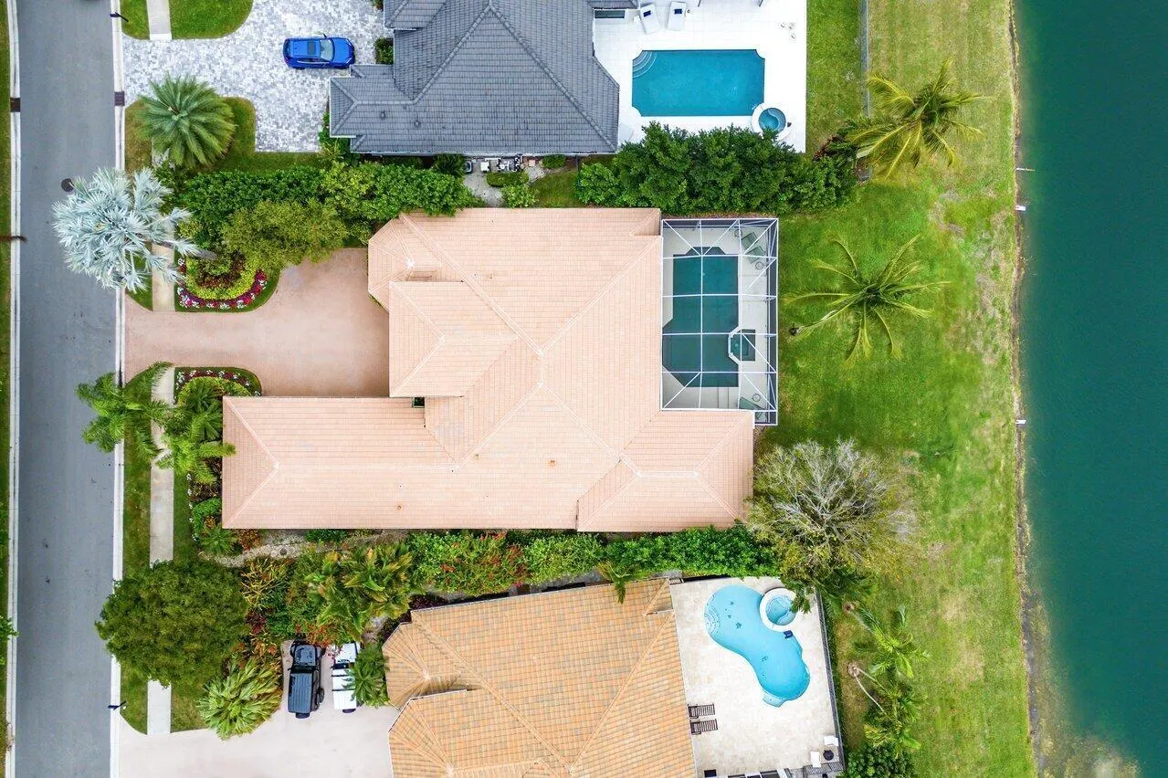 050-3BermudaLakeDrive-PalmBeachGardens-F