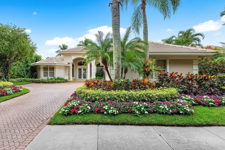002-3BermudaLakeDrive-PalmBeachGardens-F