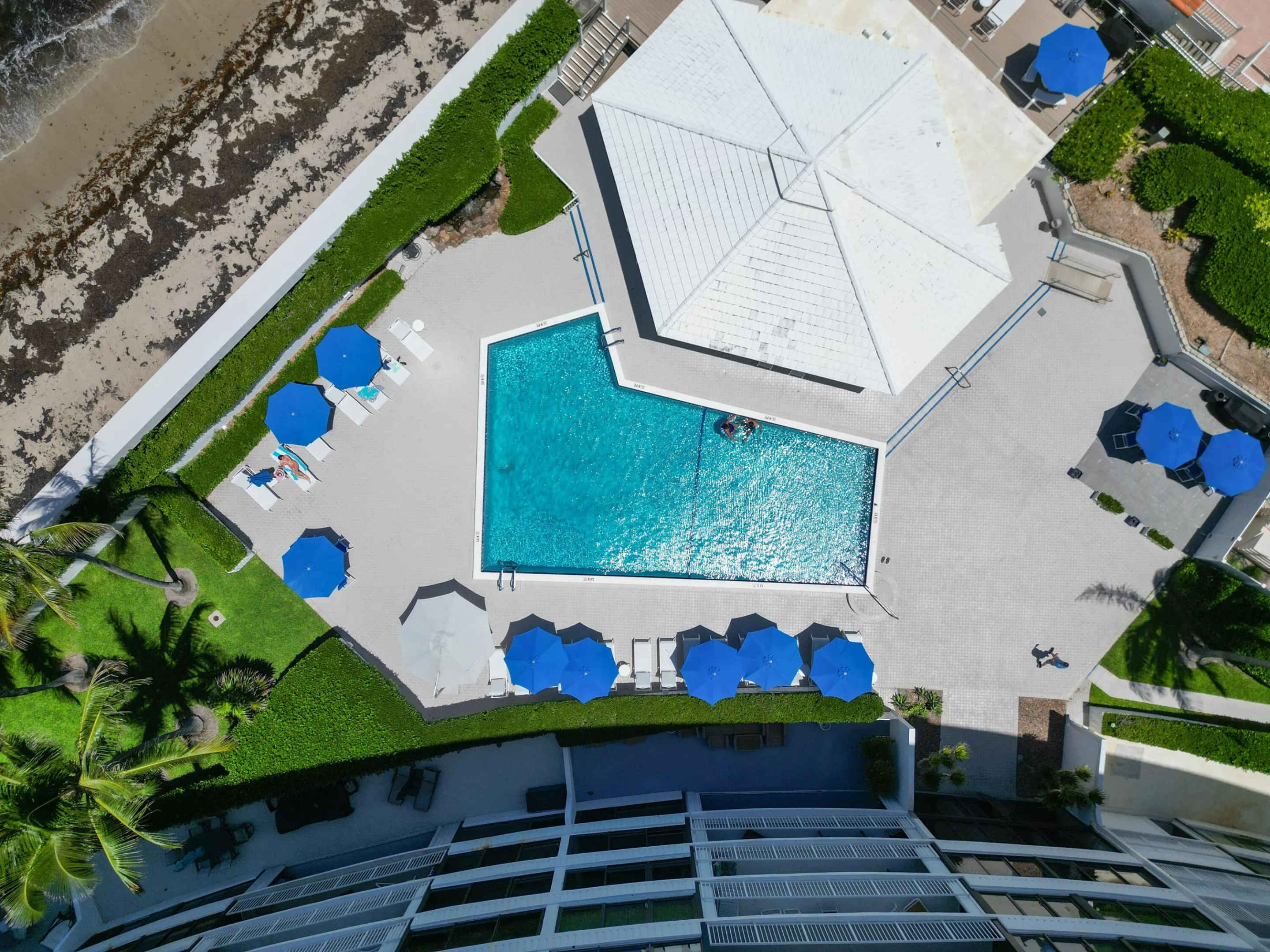 3590 S Ocean