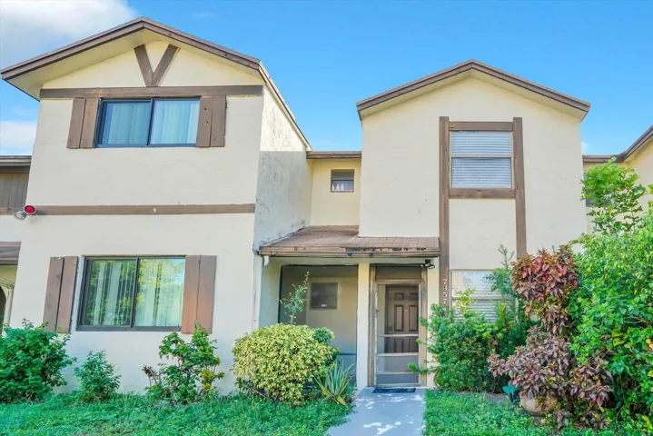 03-7357 NW 34th St-3