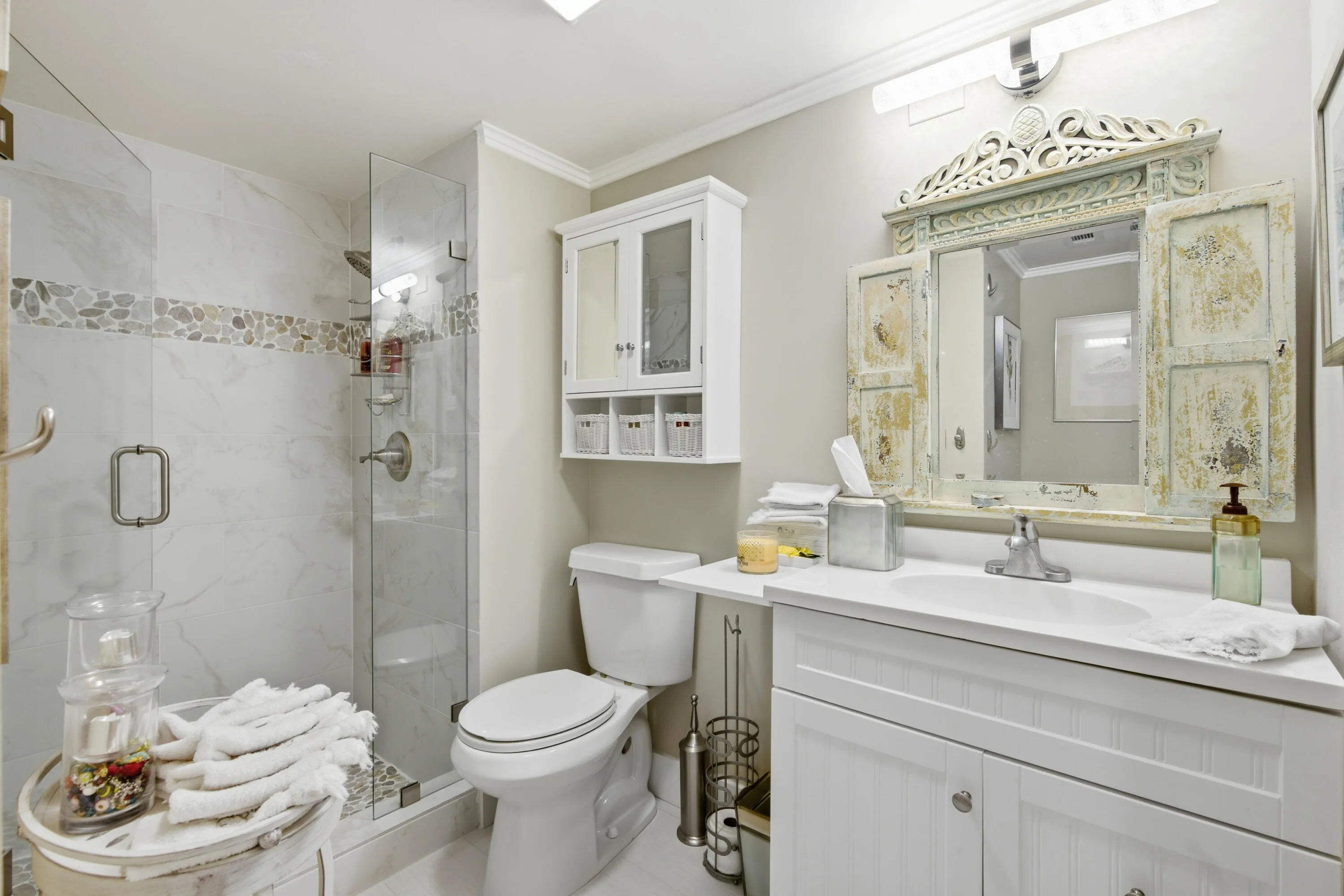 30_luxpro.media 9232 pecky cypress lane