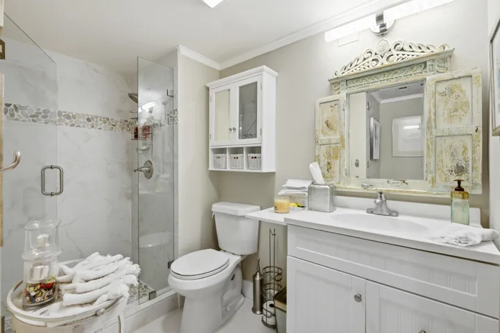 30_luxpro.media 9232 pecky cypress lane