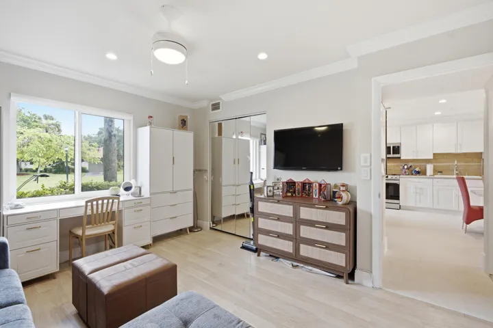 29_luxpro.media 9232 pecky cypress lane