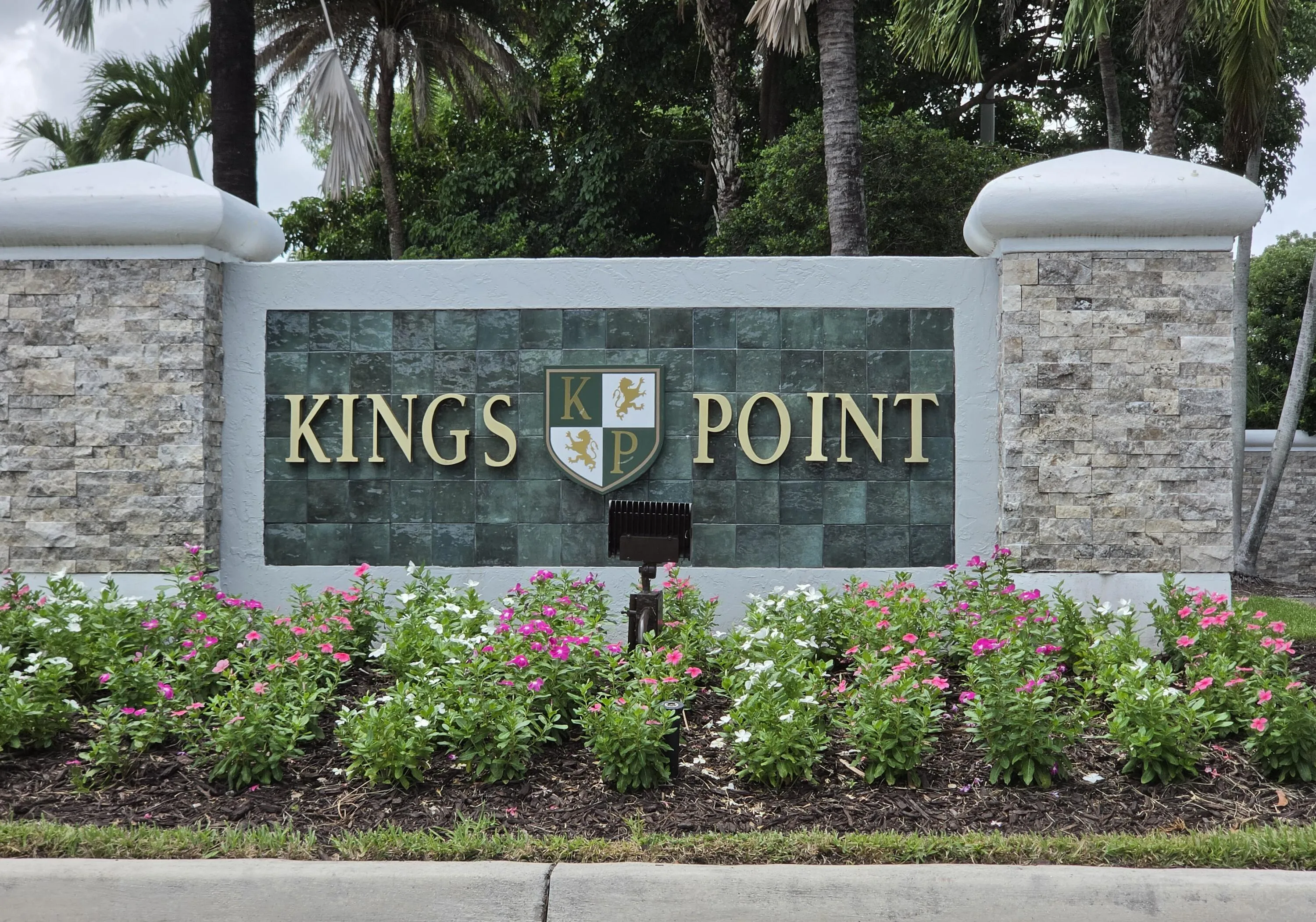 Kings Point Clubhouse Entrance