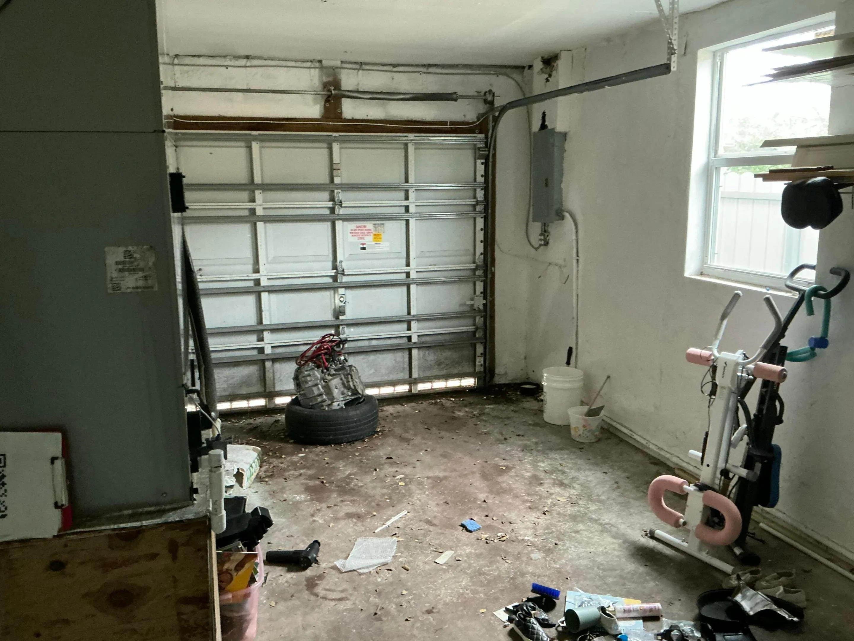 GARAGE