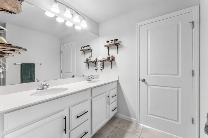 022-9362SerapisWay-PortStLucie-FL-34987-