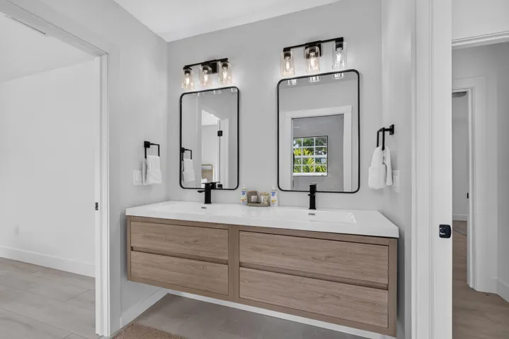 Jack & Jill Bathroom